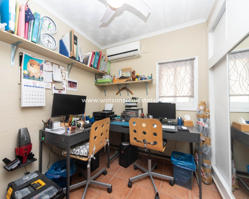 Resale - Fristaende Villa - Urb. La Marina