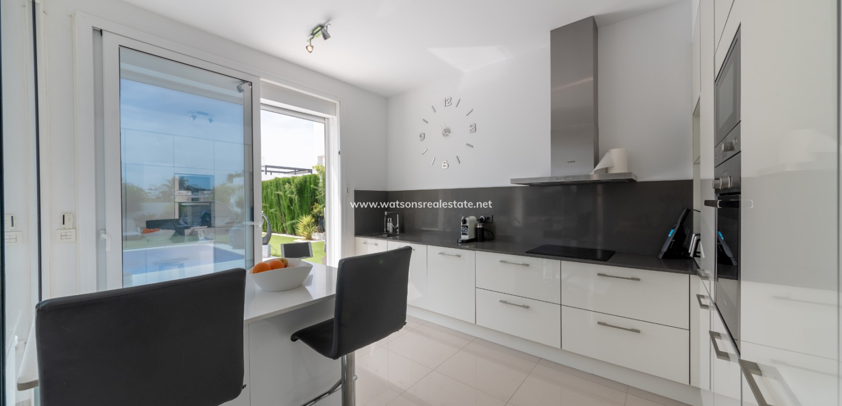 Resale - Fristaende Villa - Urb. La Marina