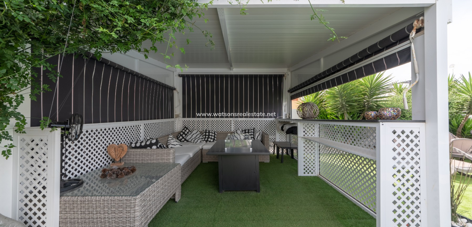 Resale - Fristaende Villa - Urb. La Marina