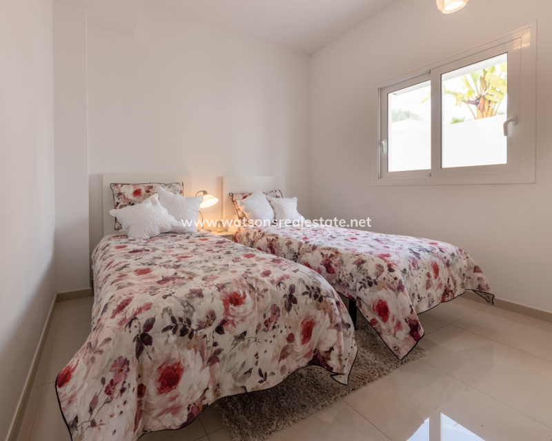 Resale - Fristaende Villa - Urb. La Marina