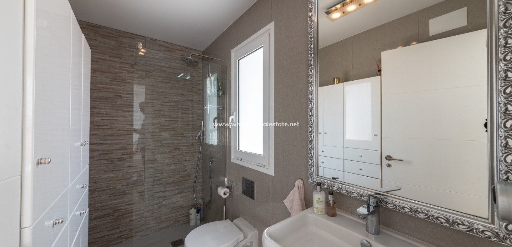 Resale - Fristaende Villa - Urb. La Marina