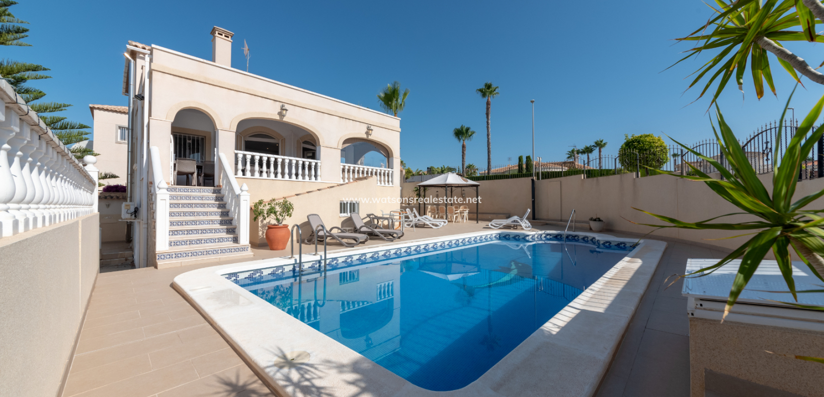 Resale - Fristaende Villa - Urb. La Marina