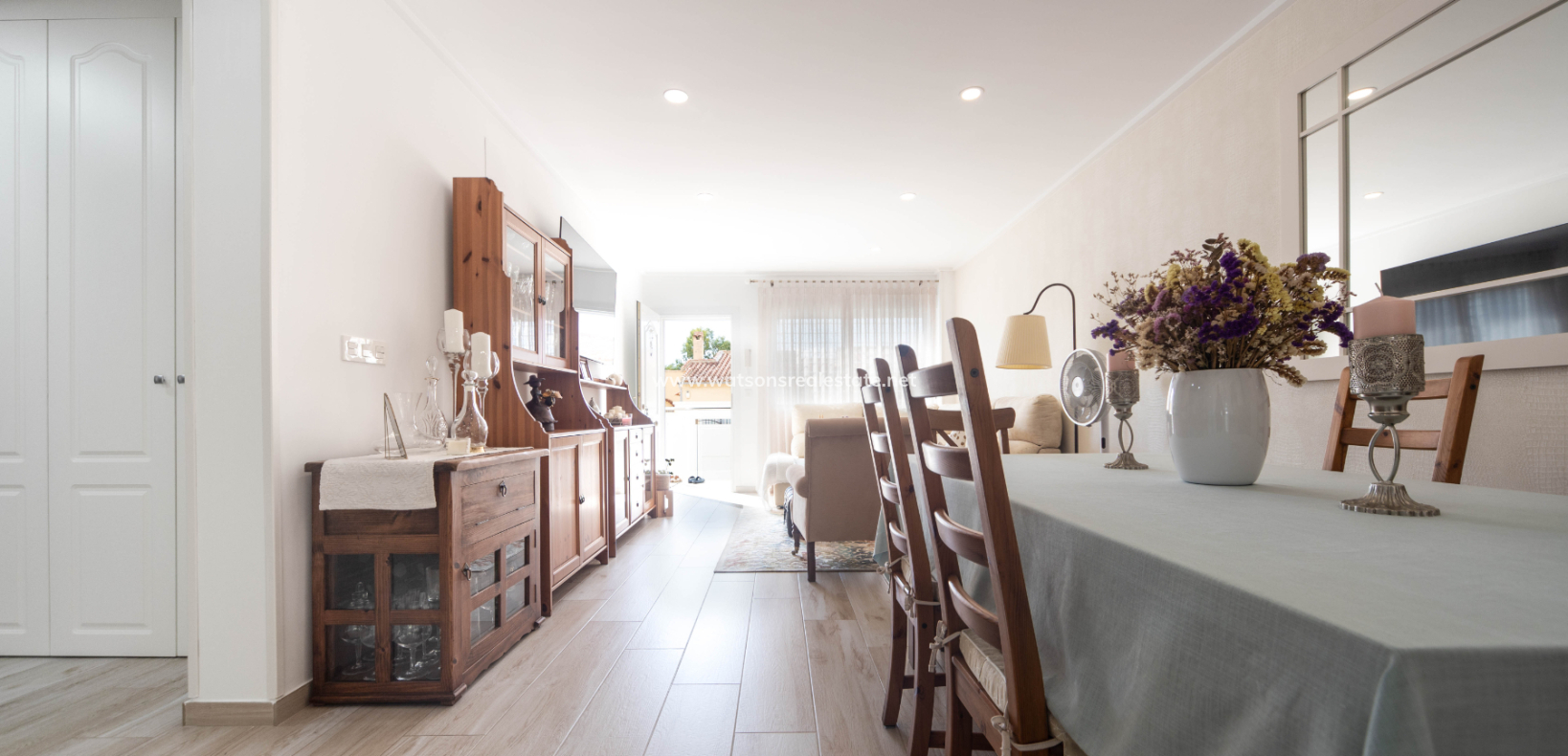 Resale - Fristaende Villa - Urb. La Marina