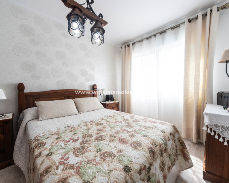 Resale - Fristaende Villa - Urb. La Marina
