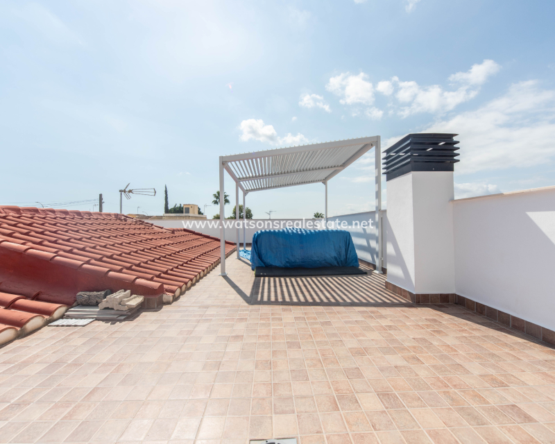 Resale - Fristaende Villa - Urb. La Marina