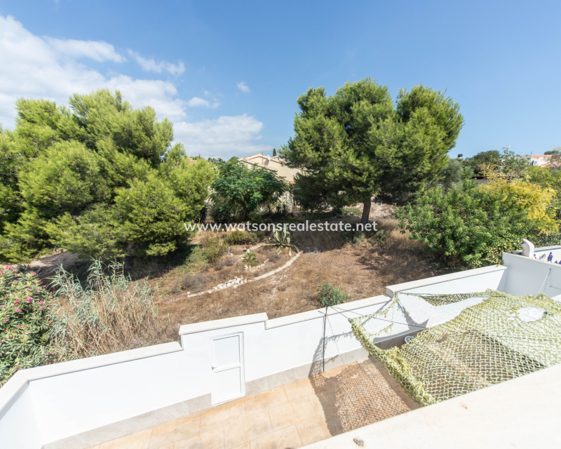 Resale - Fristaende Villa - Urb. La Marina