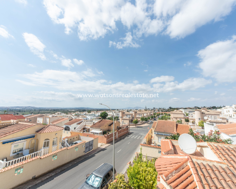 Resale - Fristaende Villa - Urb. La Marina