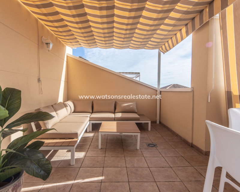 Resale - Fristaende Villa - Urb. La Marina