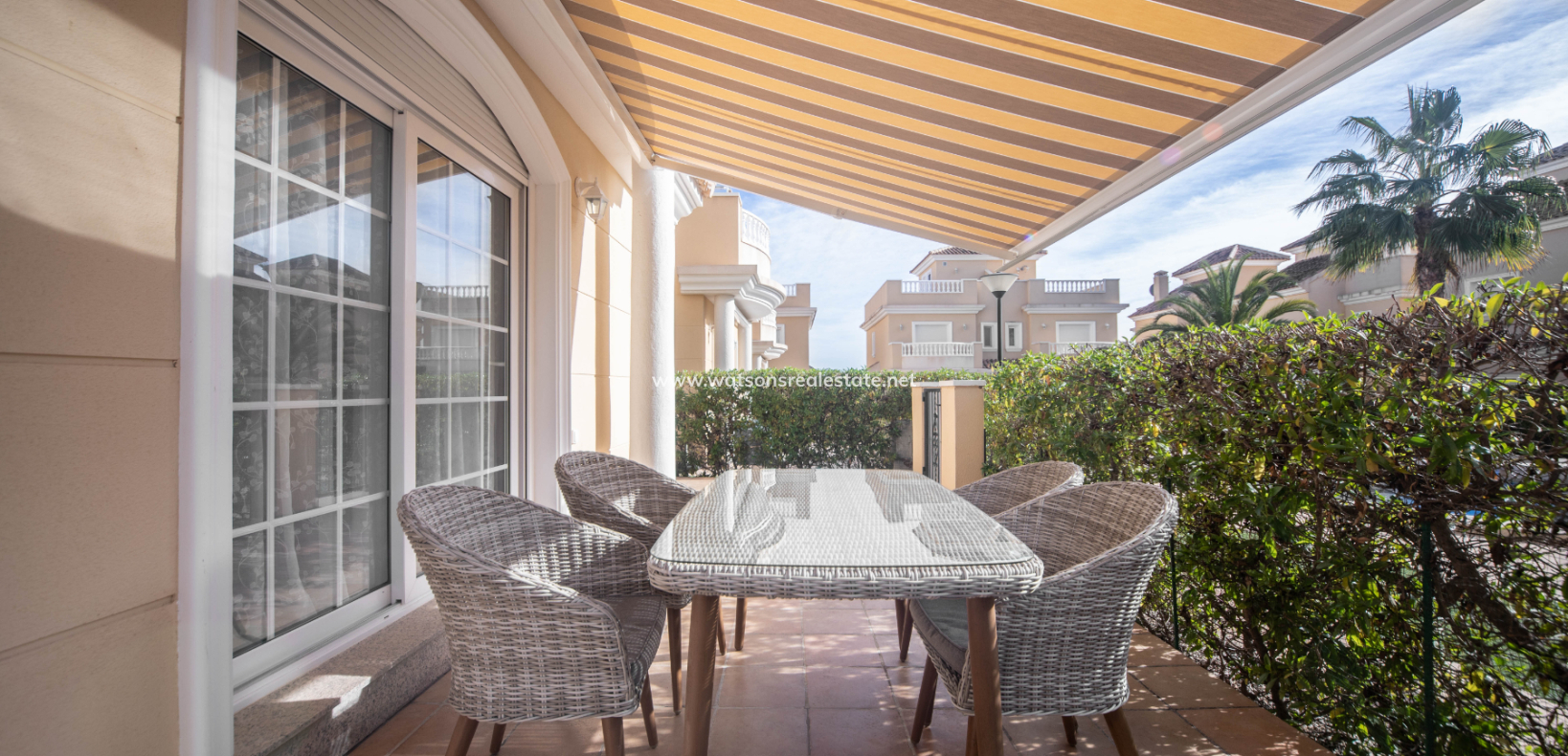 Resale - Fristaende Villa - Urb. La Marina