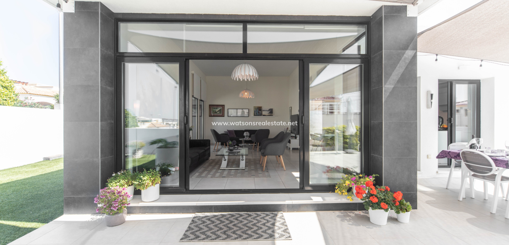 Resale - Fristaende Villa - Urb. La Marina