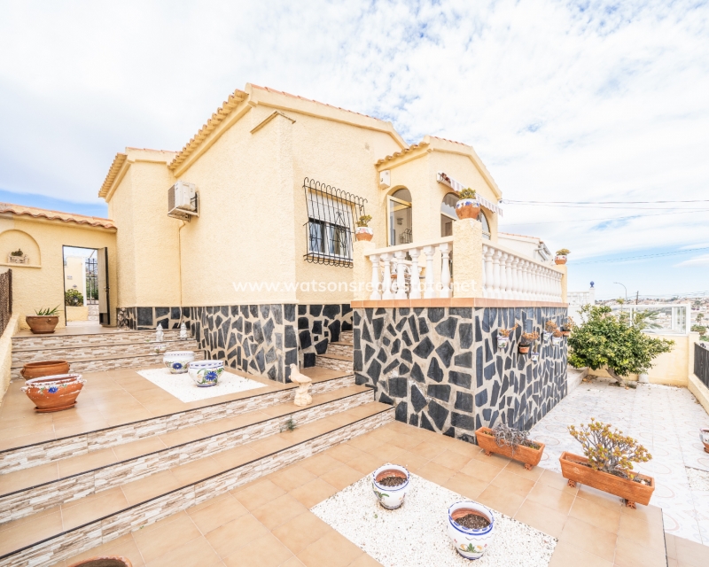 Resale - Fristaende Villa - Urb. La Marina