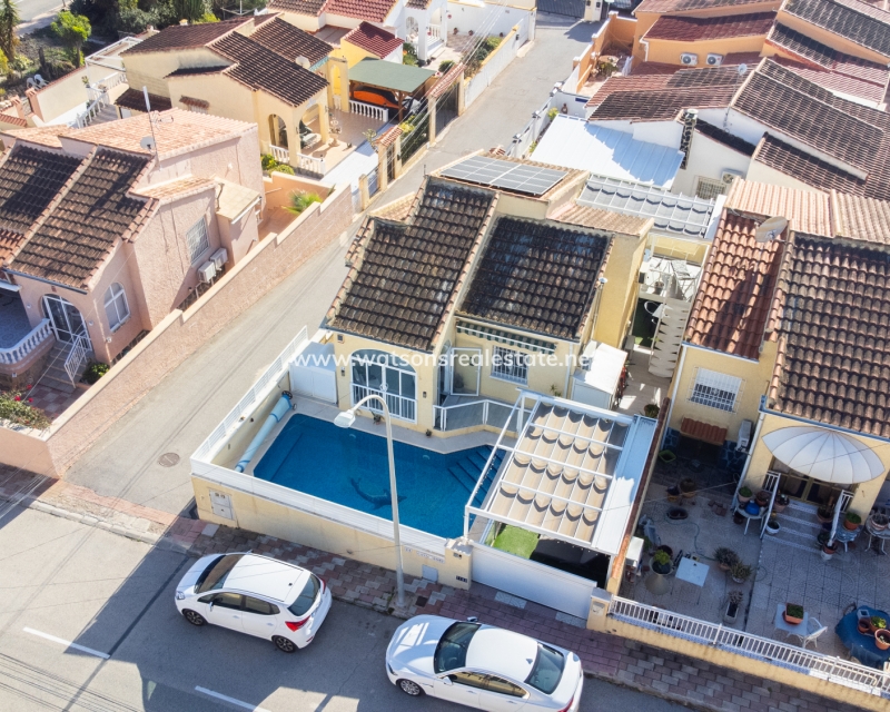 Resale - Fristaende Villa - Urb. La Marina