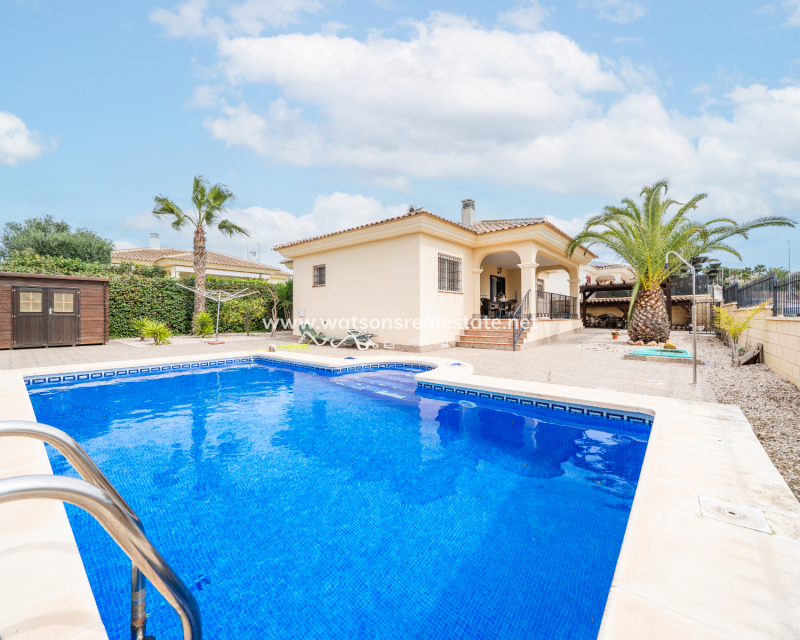 Resale - Fristaende Villa - Urb. La Marina