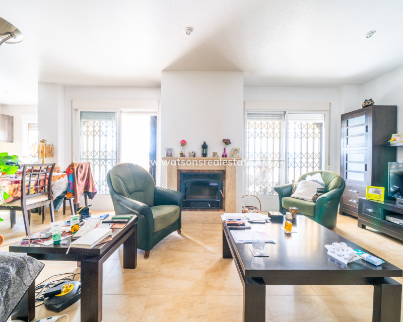 Resale - Fristaende Villa - Urb. La Marina