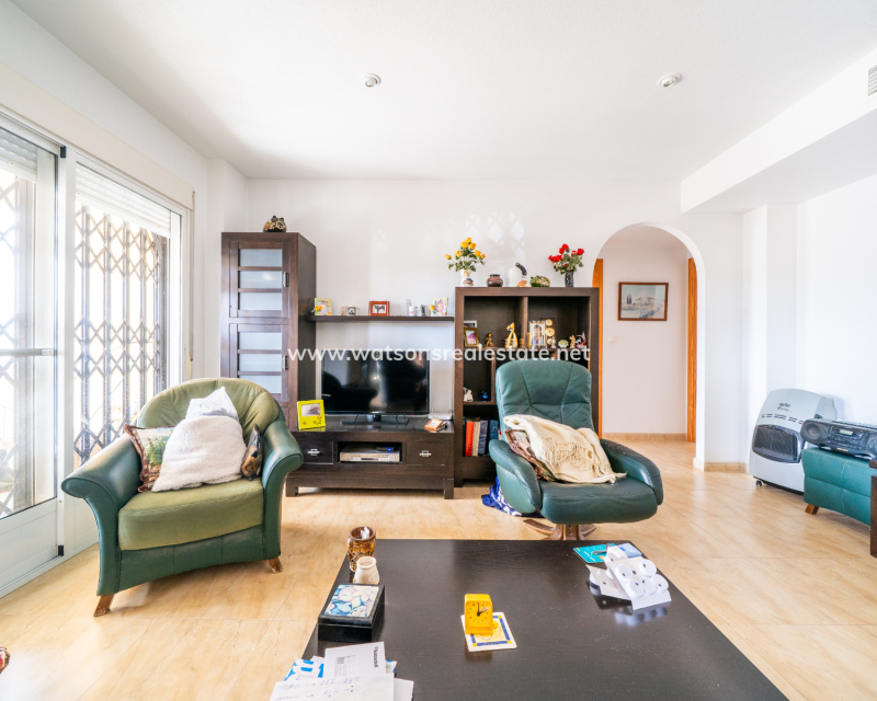 Resale - Fristaende Villa - Urb. La Marina