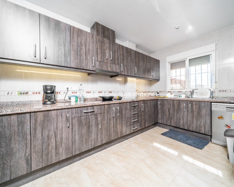 Resale - Fristaende Villa - Urb. La Marina
