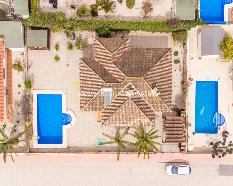 Resale - Fristaende Villa - Urb. La Marina