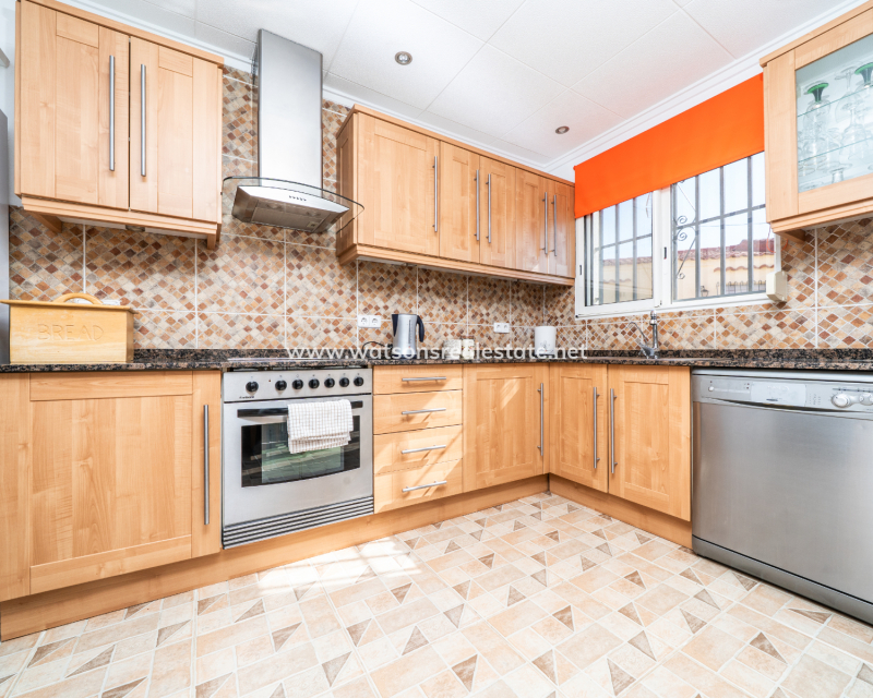 Resale - Fristaende Villa - Urb. La Marina