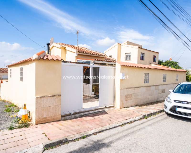 Resale - Fristaende Villa - Urb. La Marina
