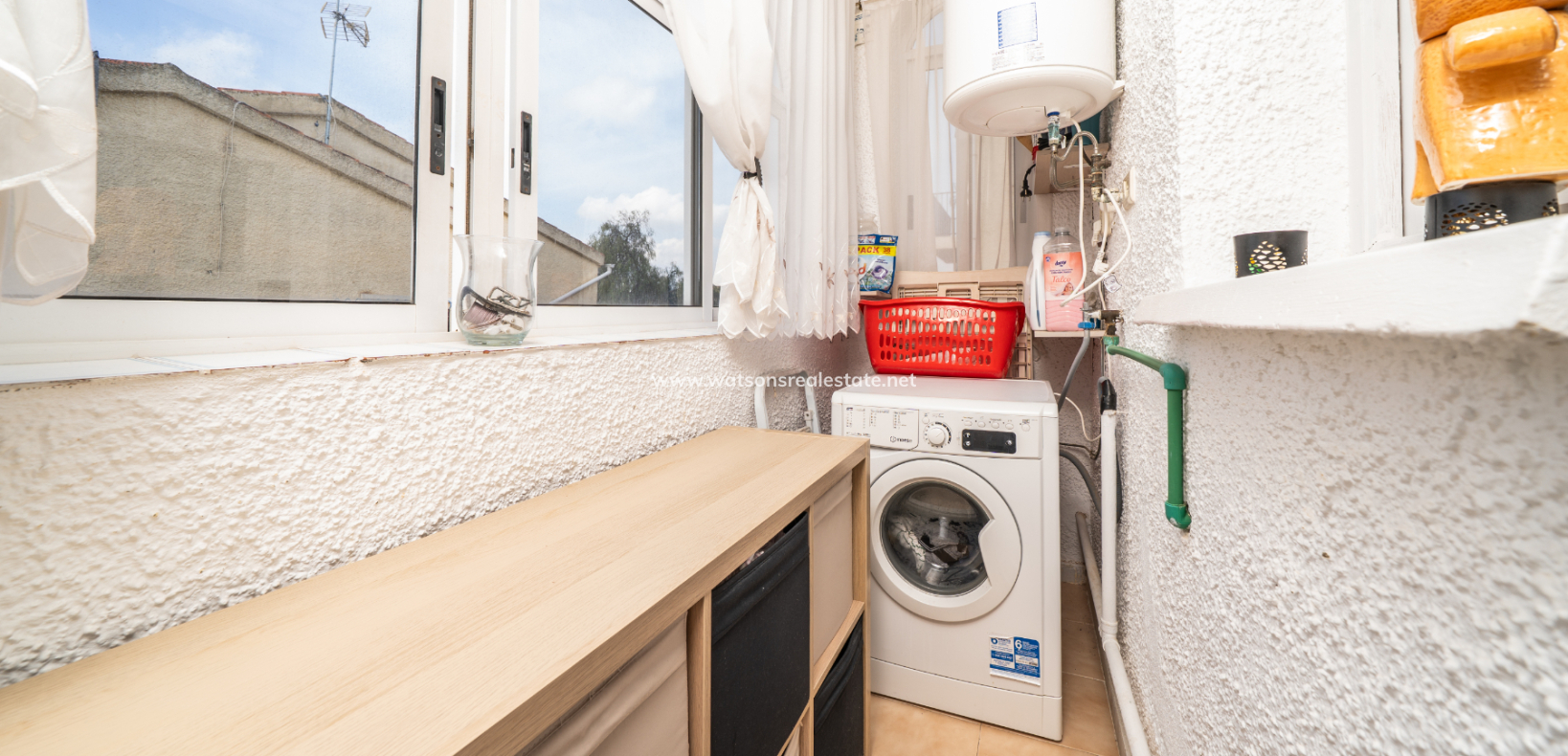 Resale - Fristaende Villa - Urb. La Marina