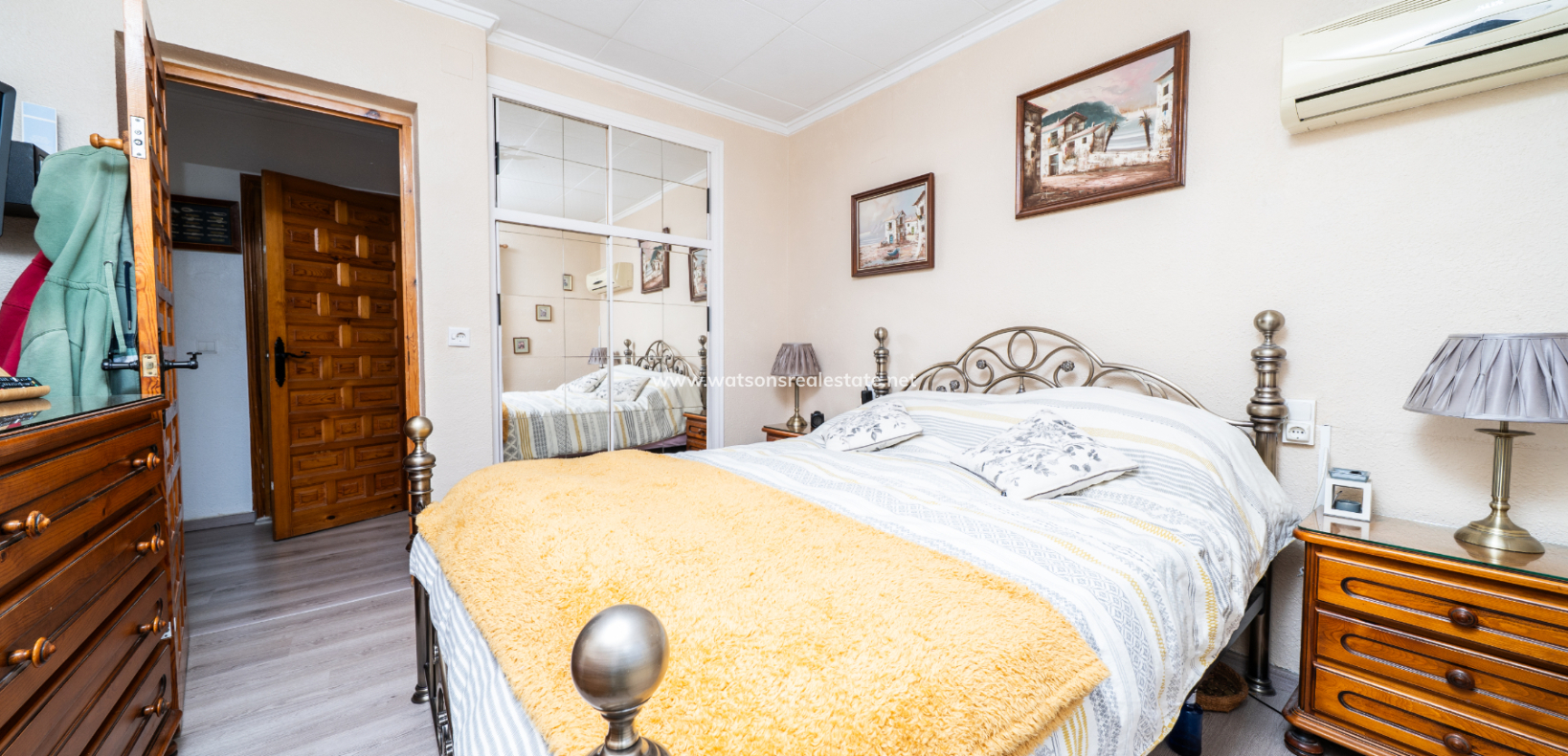 Resale - Fristaende Villa - Urb. La Marina
