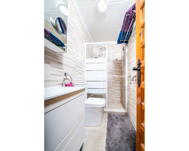 Resale - Fristaende Villa - Urb. La Marina