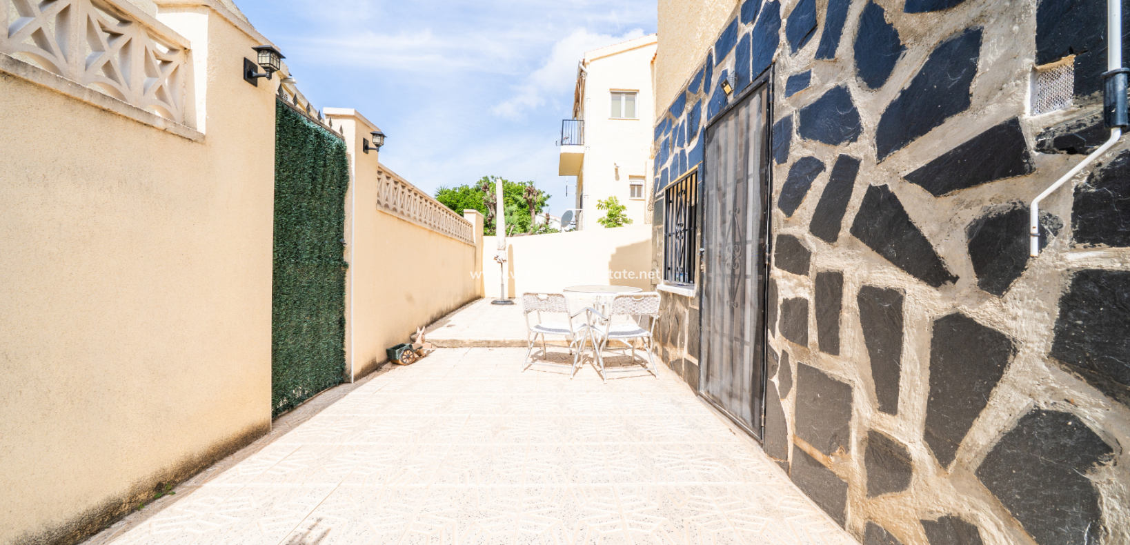 Resale - Fristaende Villa - Urb. La Marina