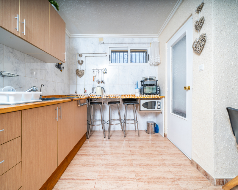 Resale - Fristaende Villa - Urb. La Marina