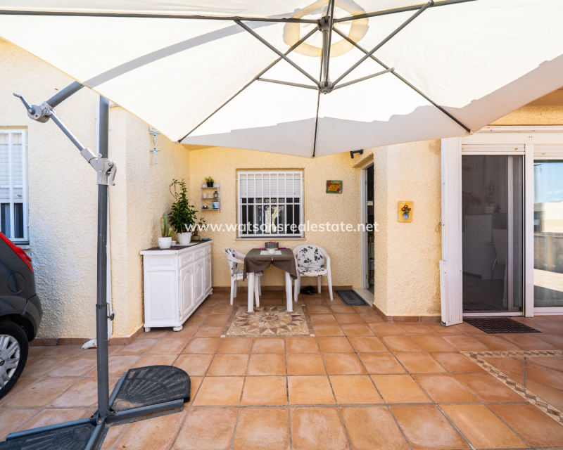 Resale - Fristaende Villa - Urb. La Marina