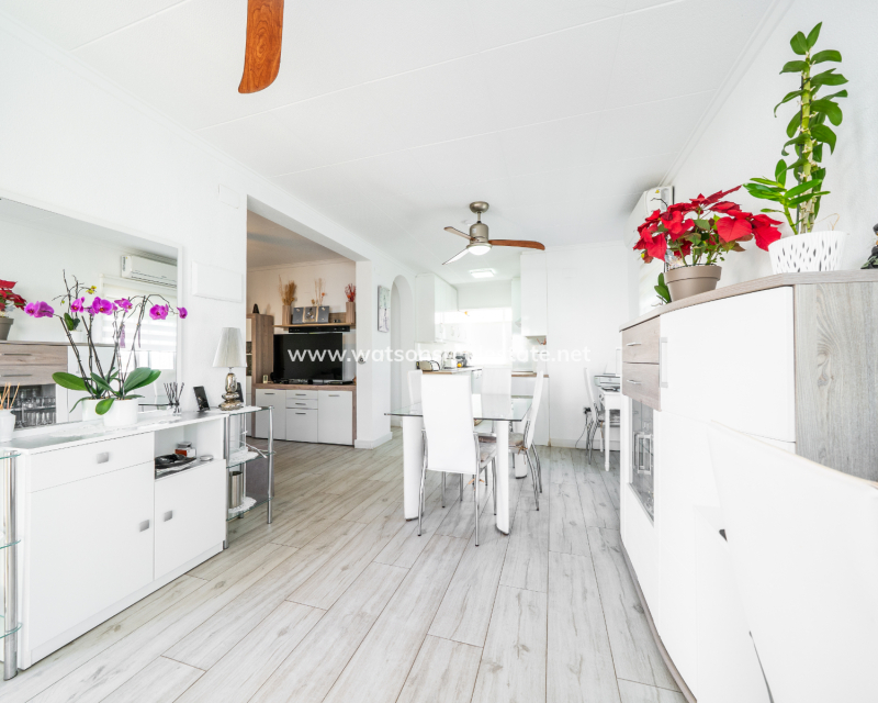 Resale - Fristaende Villa - Urb. La Marina