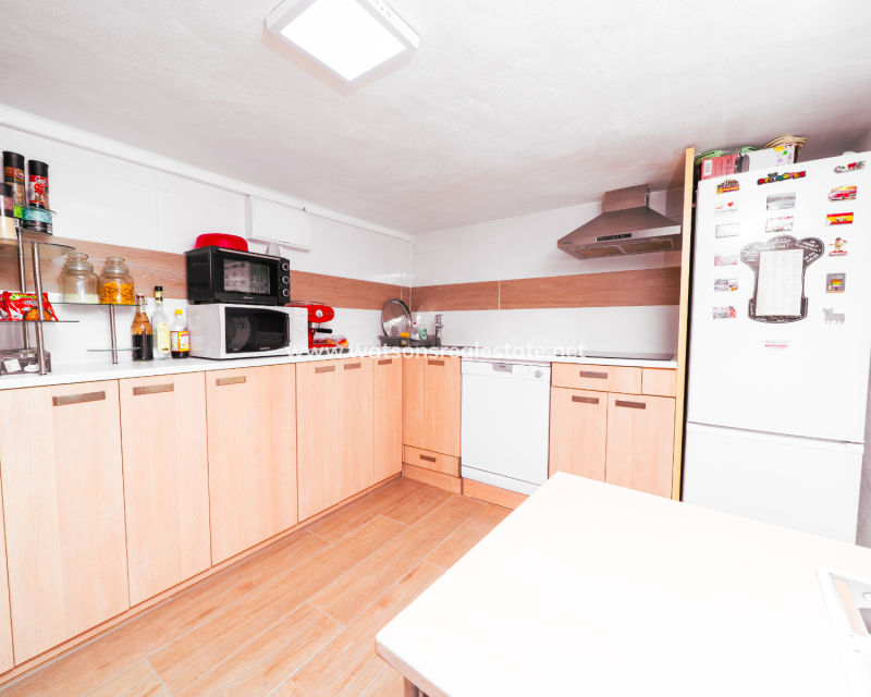 Resale - Fristaende Villa - Urb. La Marina