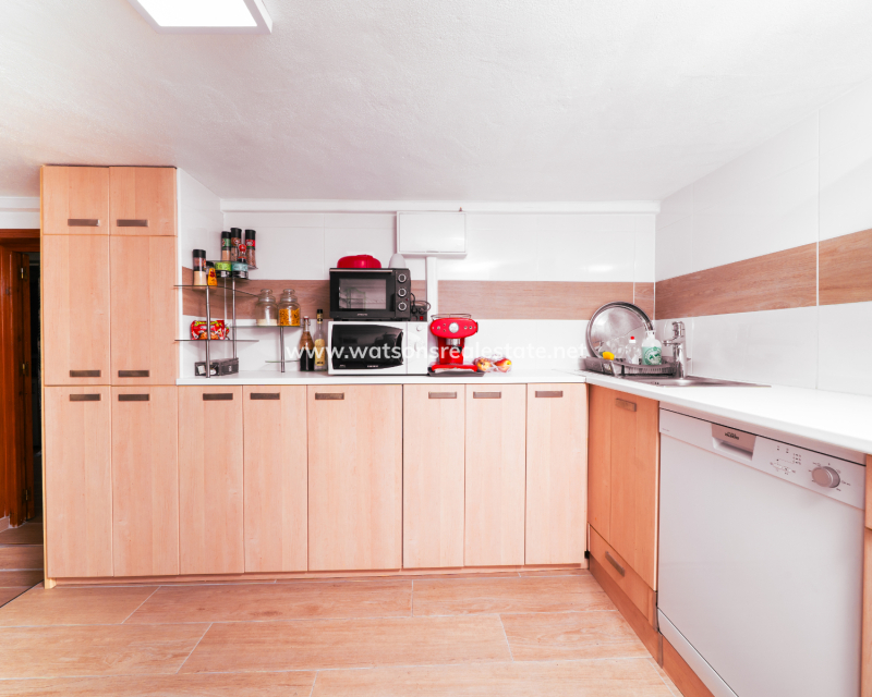 Resale - Fristaende Villa - Urb. La Marina