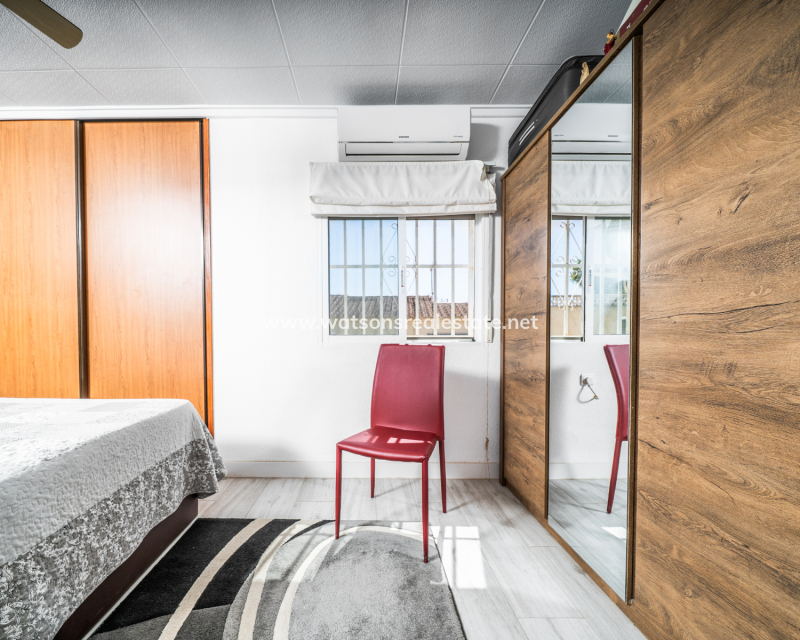 Resale - Fristaende Villa - Urb. La Marina