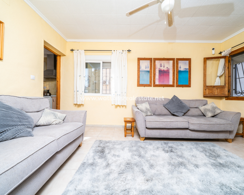Resale - Fristaende Villa - Urb. La Marina