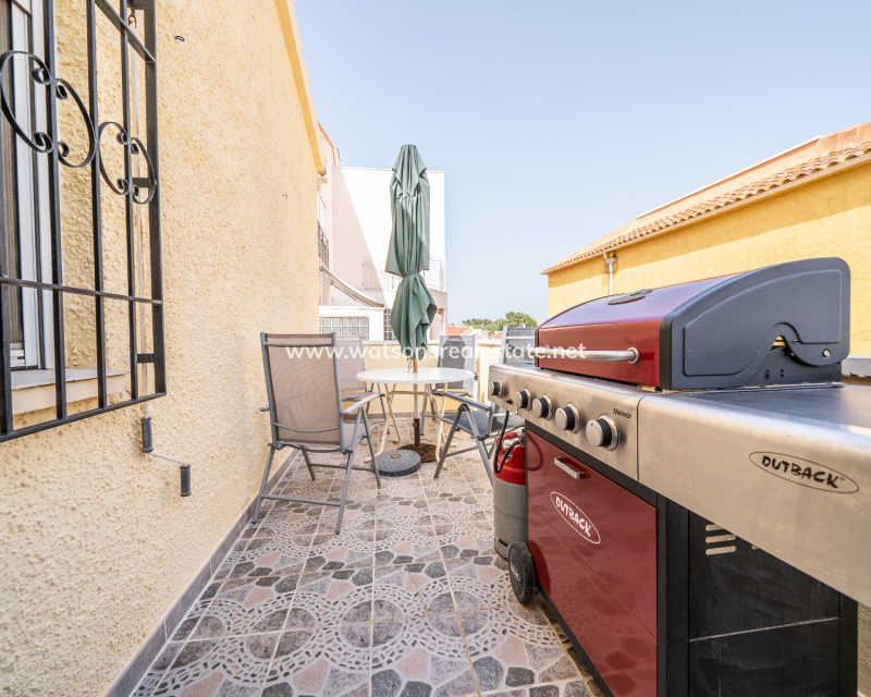 Resale - Fristaende Villa - Urb. La Marina