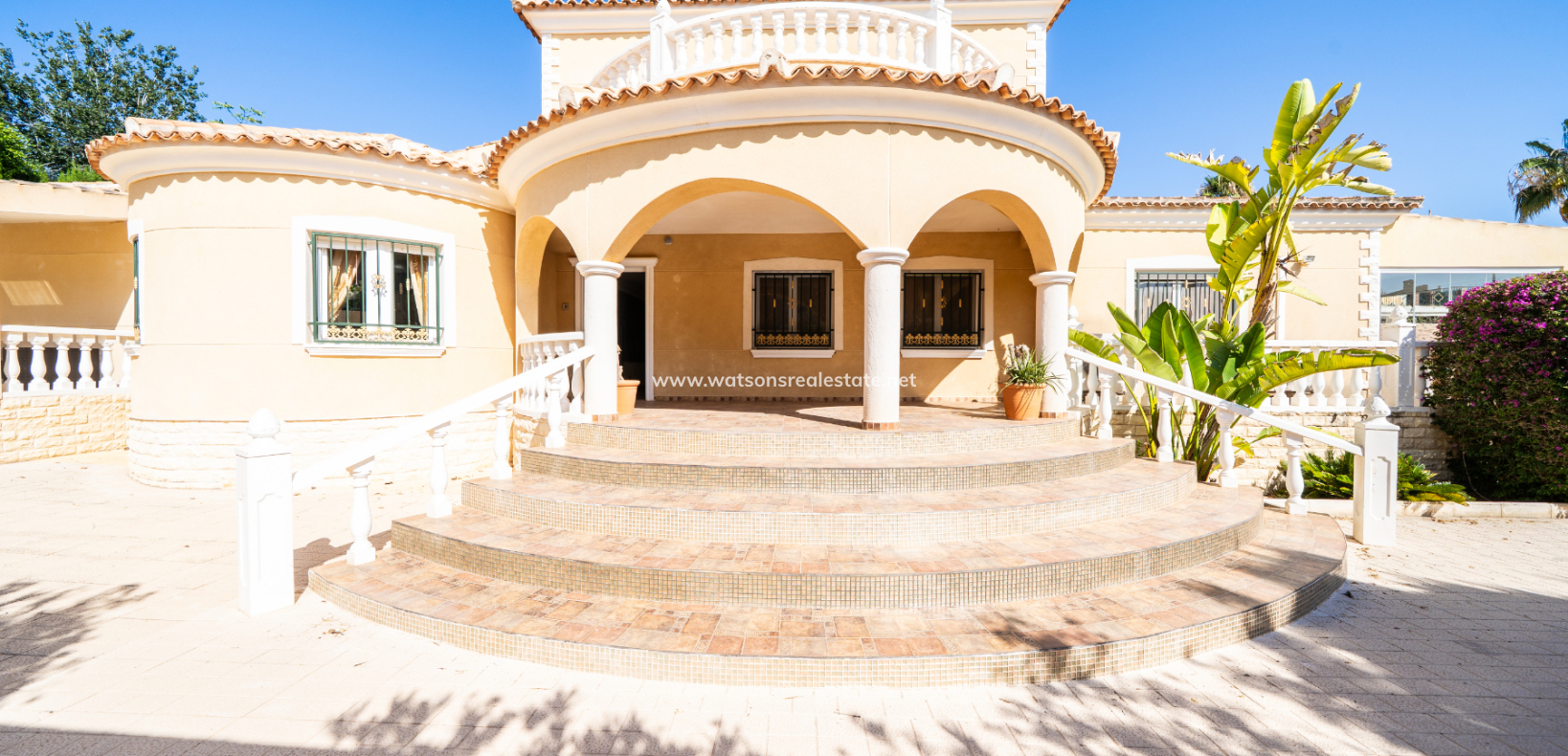 Resale - Fristaende Villa - Urb. La Marina