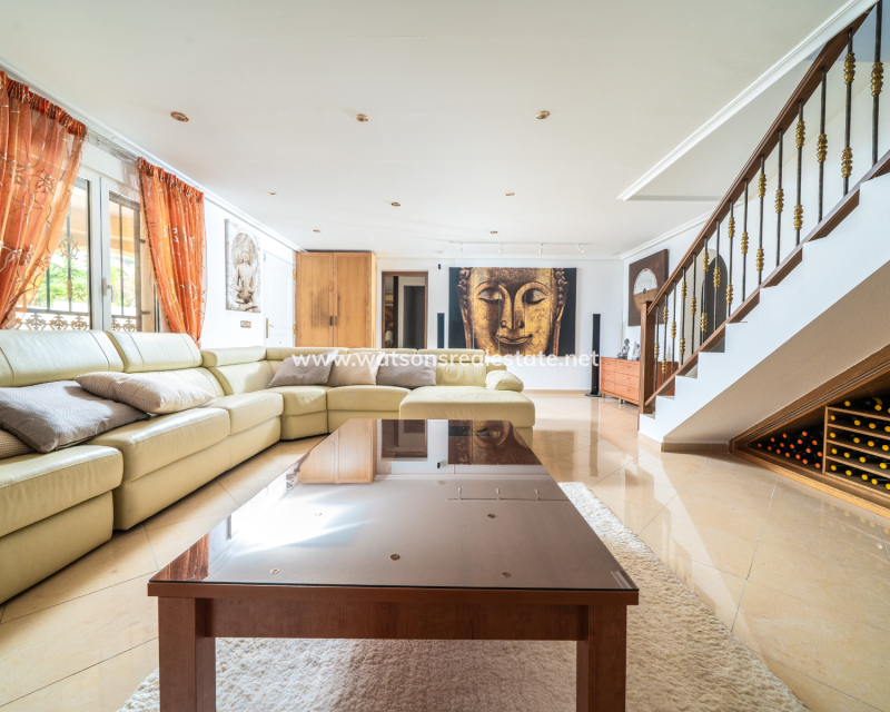Resale - Fristaende Villa - Urb. La Marina