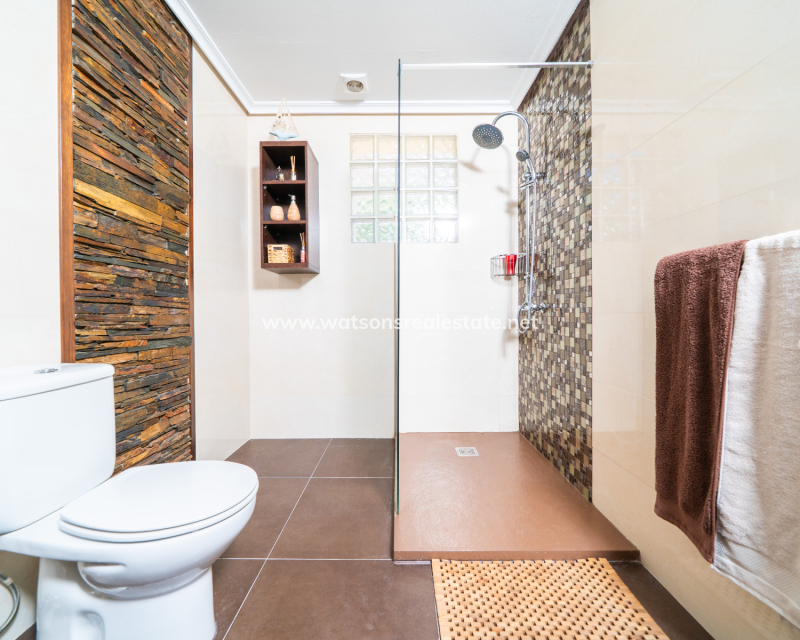 Resale - Fristaende Villa - Urb. La Marina