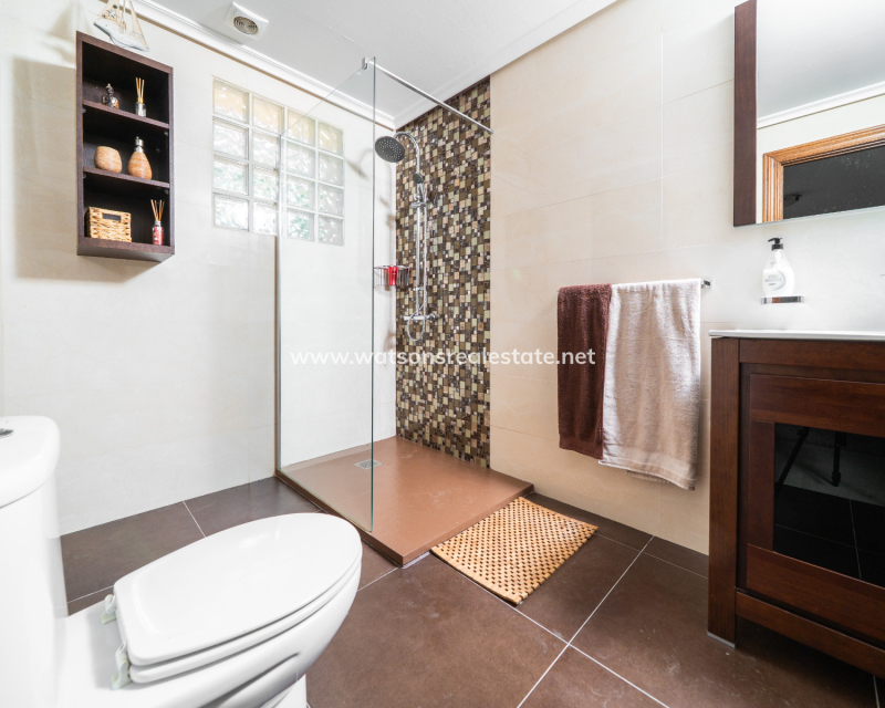 Resale - Fristaende Villa - Urb. La Marina