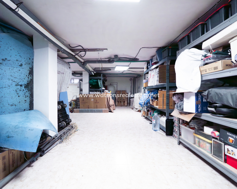 Resale - Fristaende Villa - Urb. La Marina