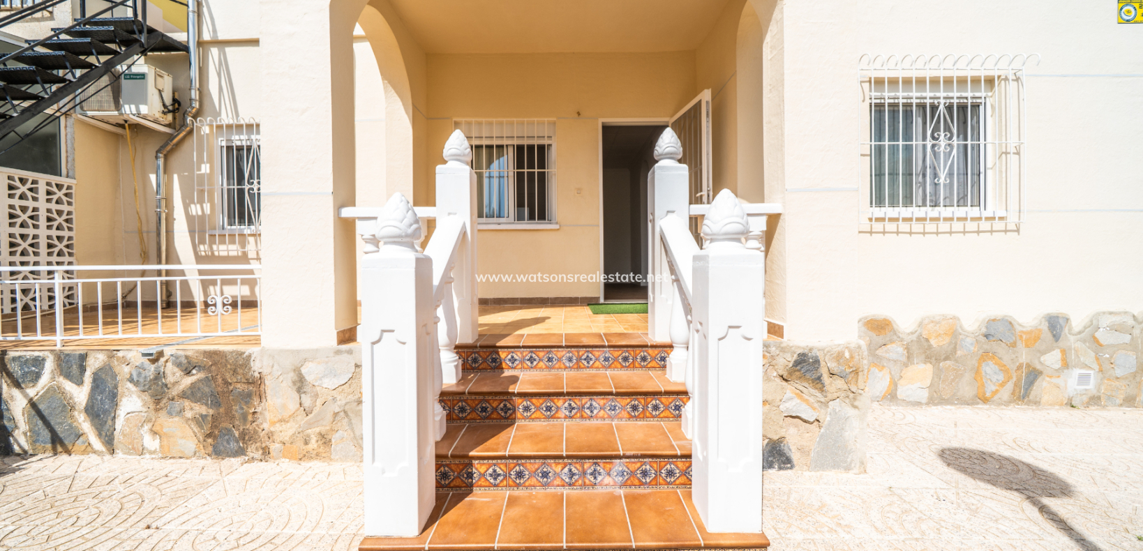 Resale - Fristaende Villa - Urb. La Marina