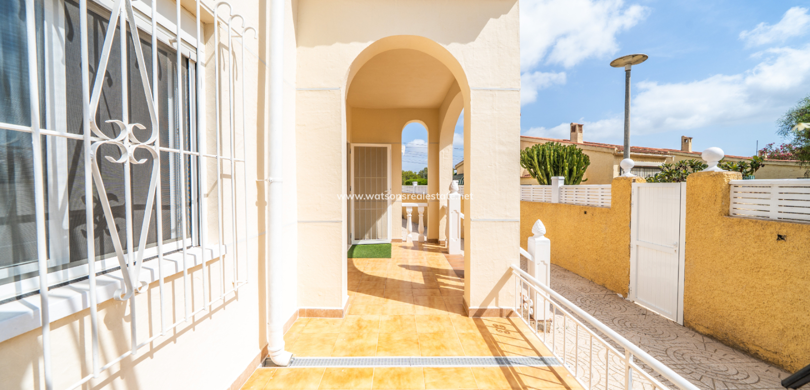 Resale - Fristaende Villa - Urb. La Marina