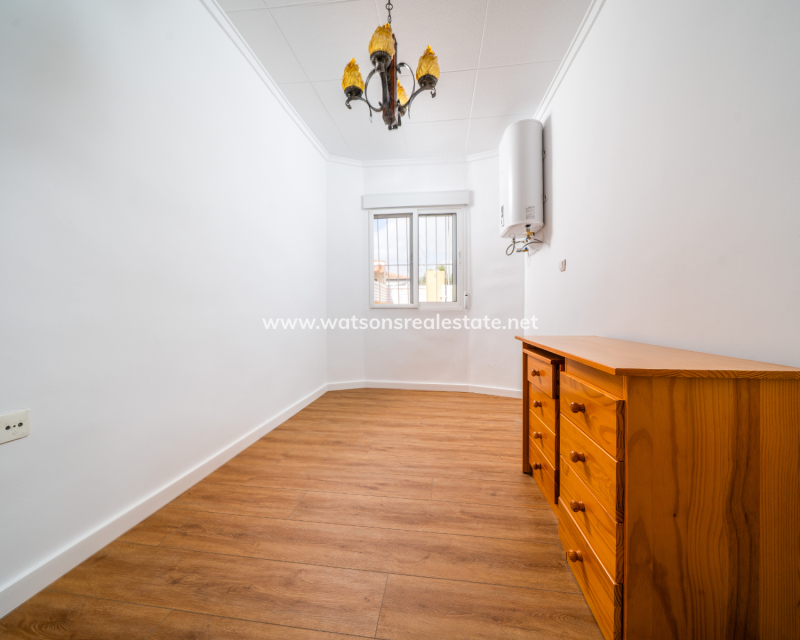 Resale - Fristaende Villa - Urb. La Marina