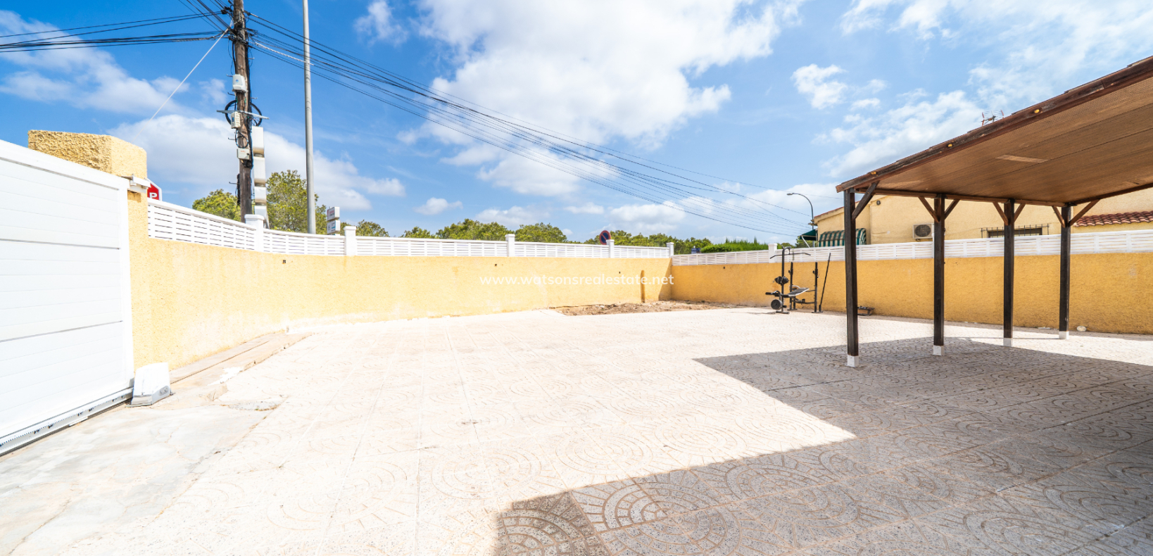 Resale - Fristaende Villa - Urb. La Marina