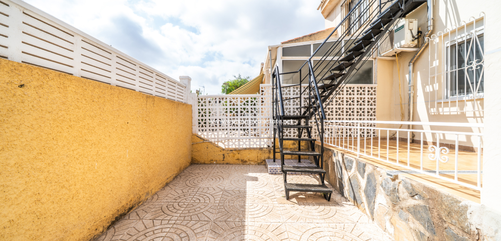 Resale - Fristaende Villa - Urb. La Marina