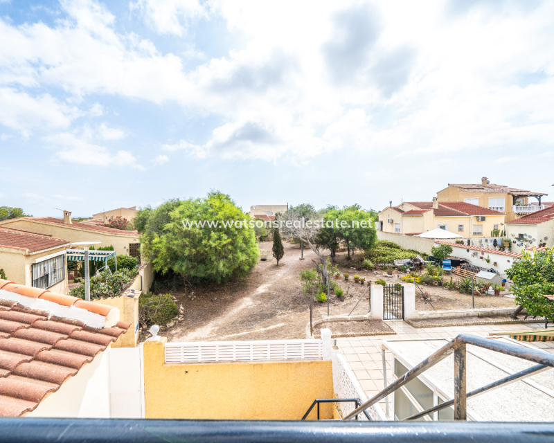 Resale - Fristaende Villa - Urb. La Marina