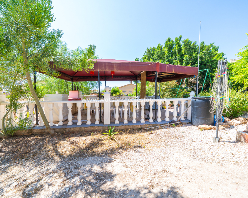 Resale - Fristaende Villa - Urb. La Marina