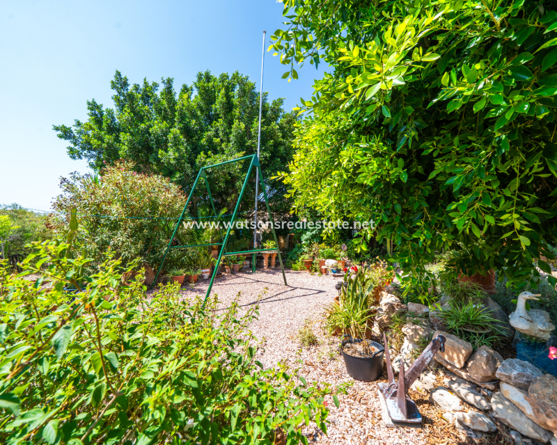 Resale - Fristaende Villa - Urb. La Marina