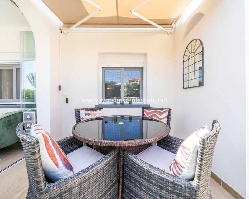 Resale - Fristaende Villa - Urb. La Marina