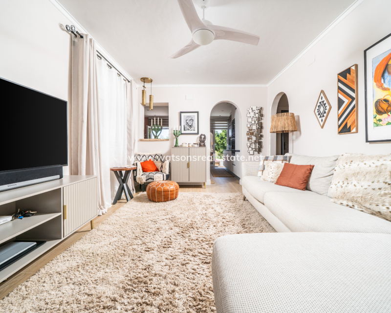 Resale - Fristaende Villa - Urb. La Marina